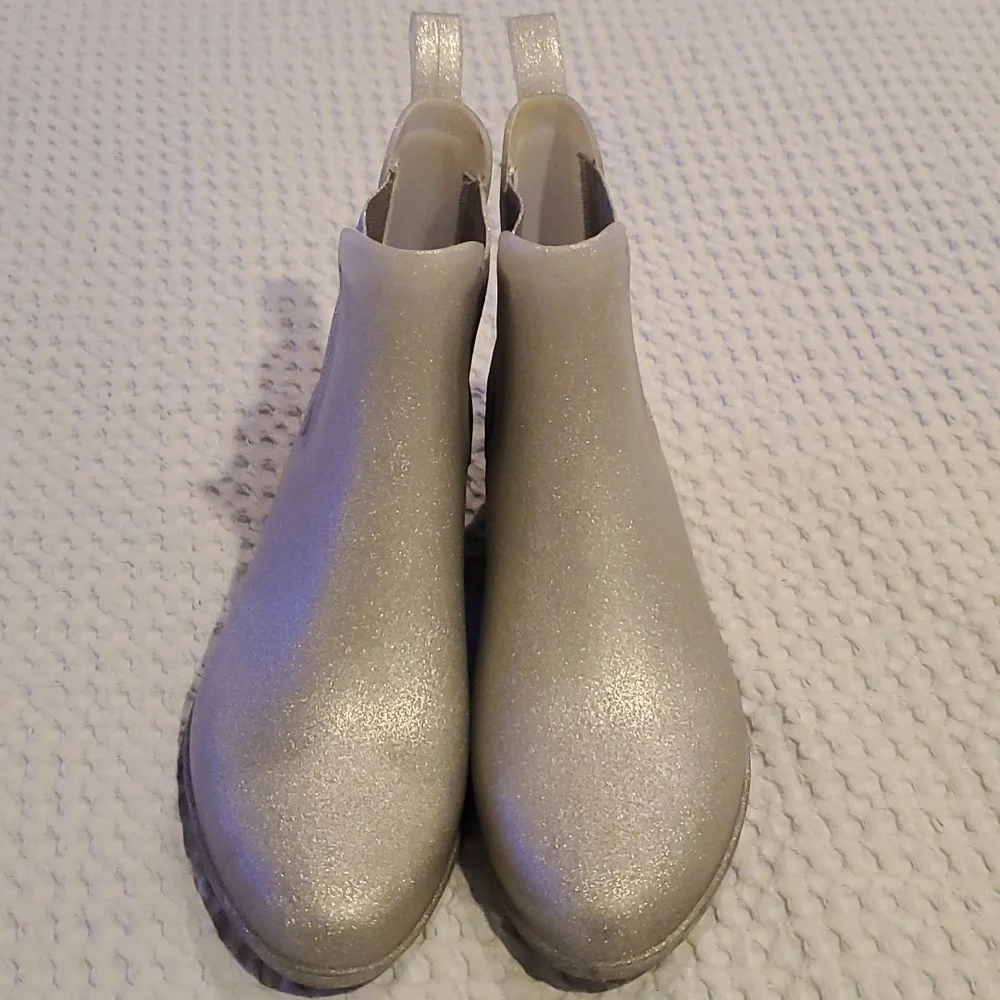 J. Crew Mercantile Chelsea Silver Booties Size 8 (#6)